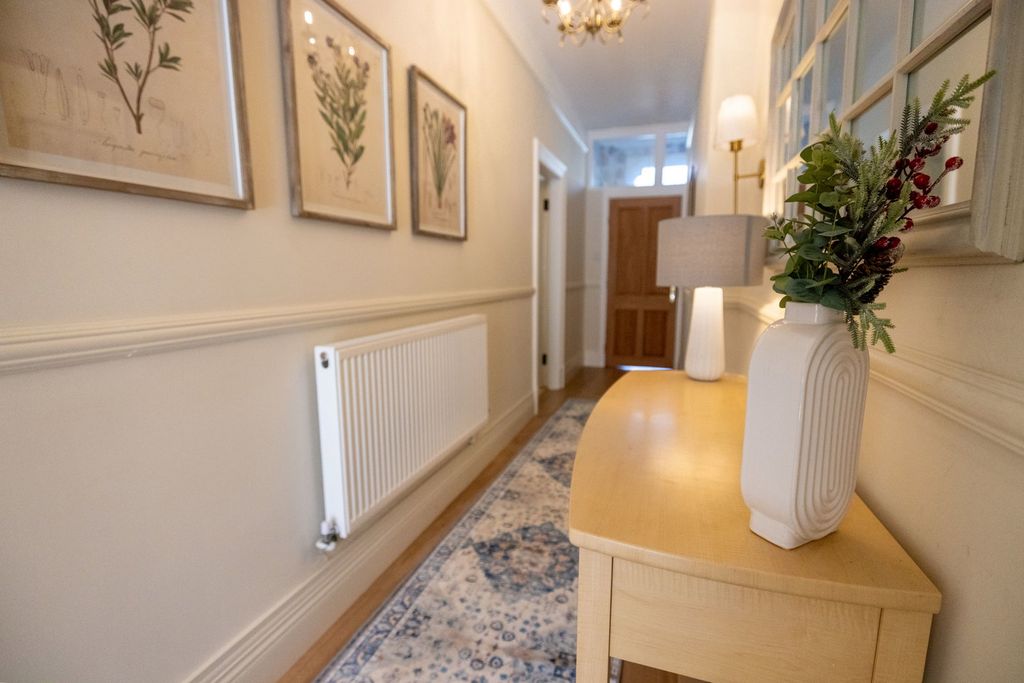 Additional image 4 of 2 bed flat for saleMostyn Avenue, West Kirby CH48