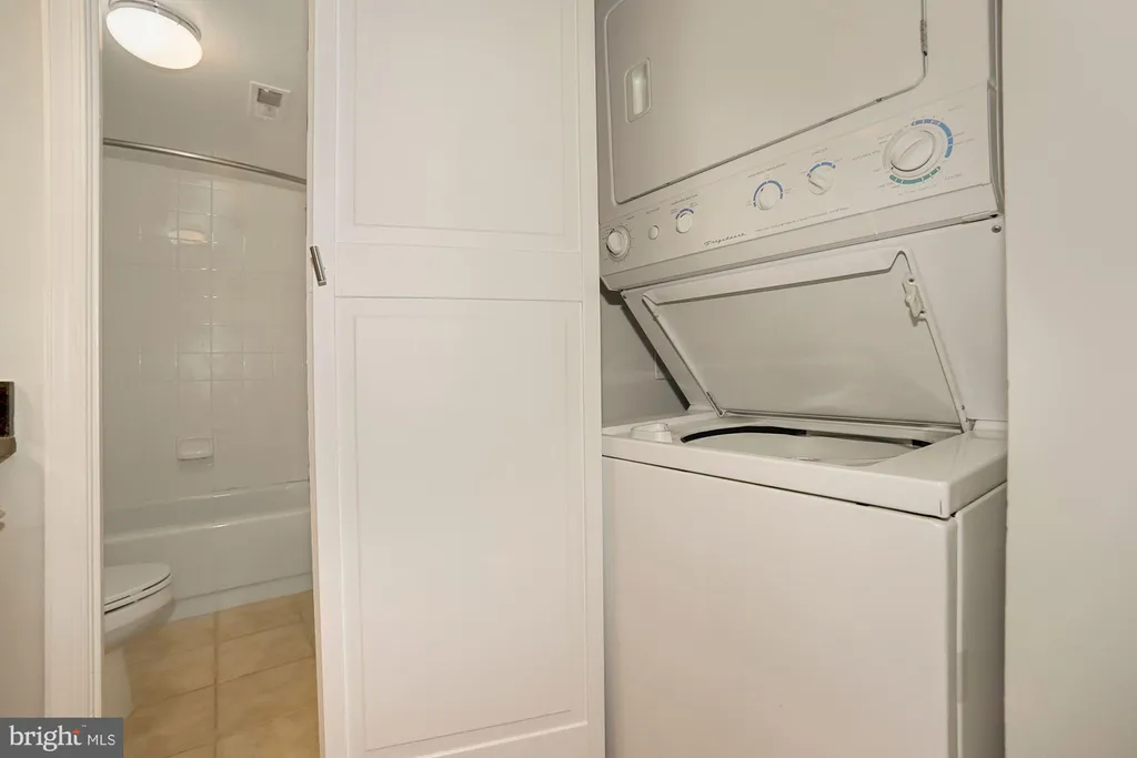 Additional image 9 of 3611 38th Street NW Unit 403, Washington, DC 20016