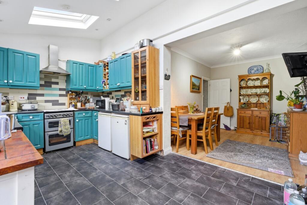 Additional image 3 of St. Annes Road, London Colney, St. Albans, Hertfordshire, AL2