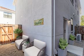 Additional image 4 of 945 48th Street, Sacramento, CA, 95819