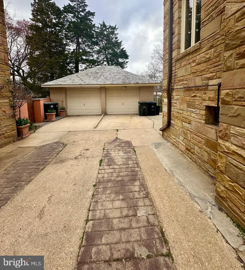 Additional image 26 of 3007 Oliver Street NW, Washington, DC 20015