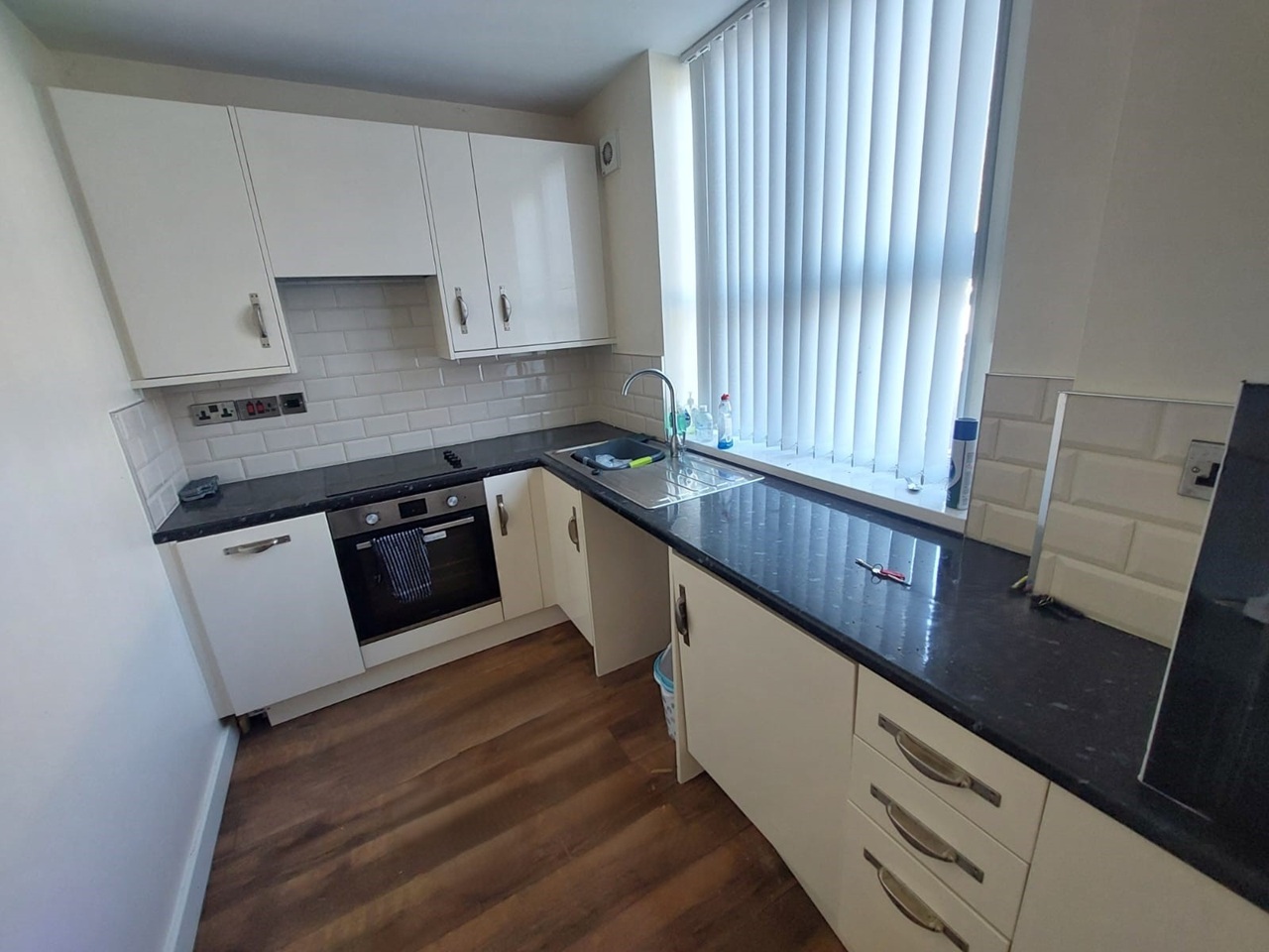 Additional image 2 of 2 Bed Flat, Kirkstall Gate, LS5, N1 7GU