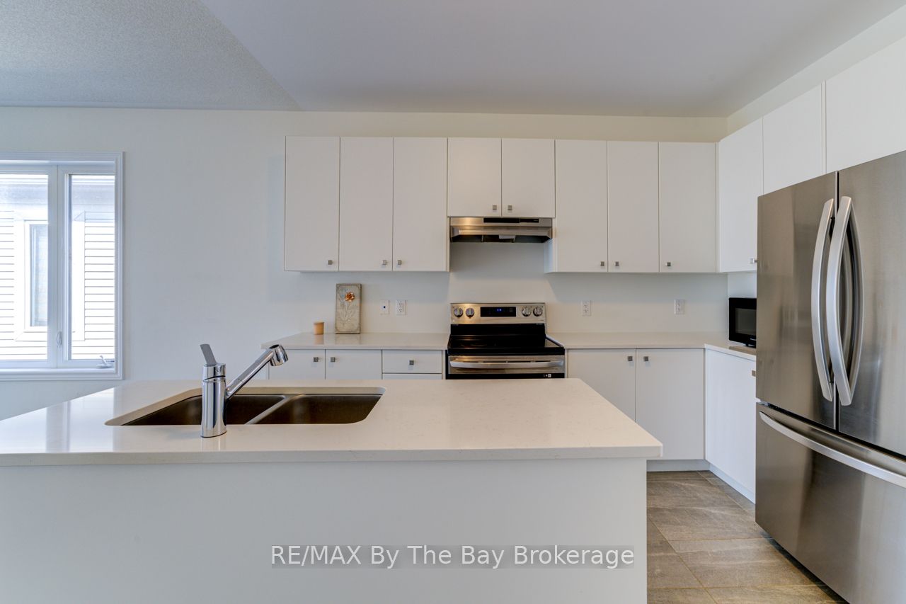 Additional image 5 of 15 Union Boulevard, Wasaga Beach, ON, L9Z 0M6