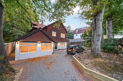 Primary image of Russell Hill, West Purley CR8