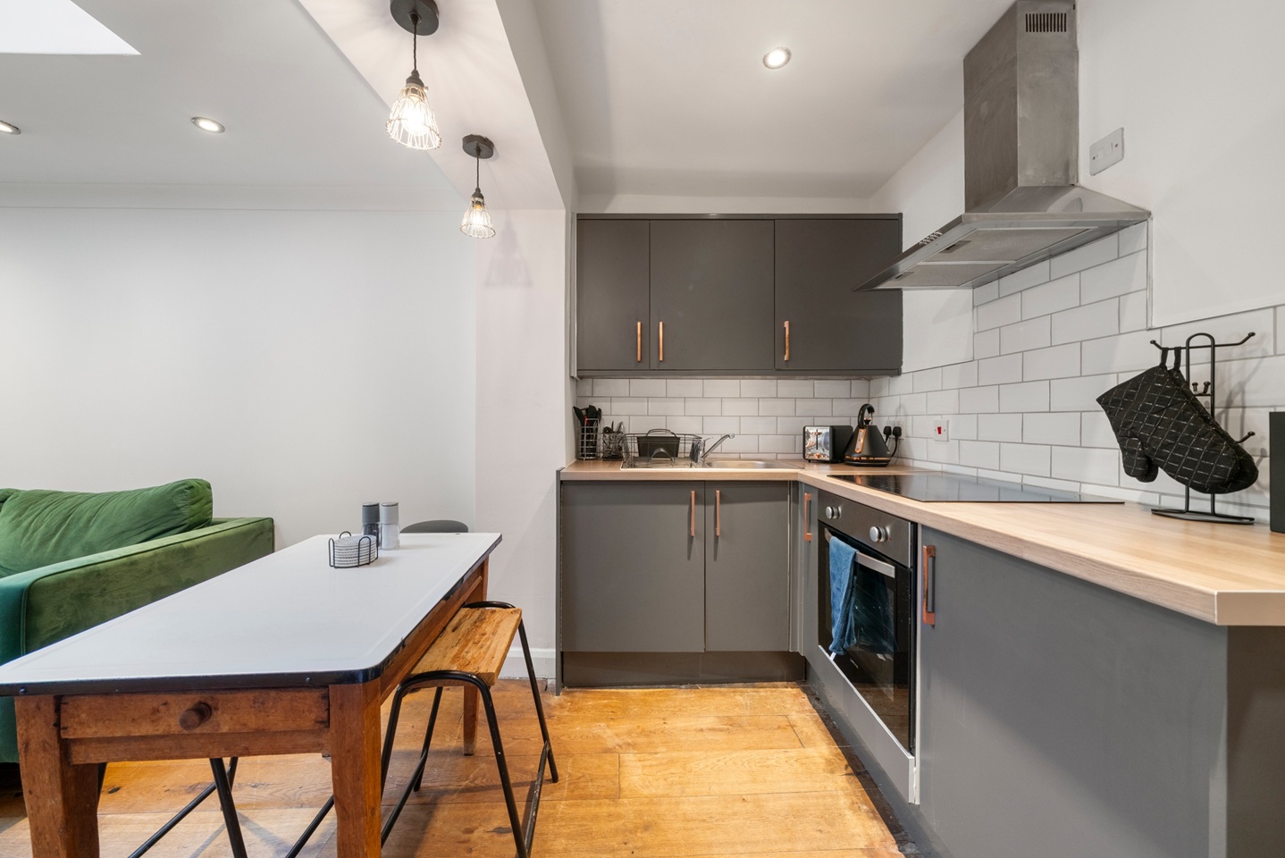 Additional image 16 of Studio Flat, Kingsland Road, E8, N1 7GU