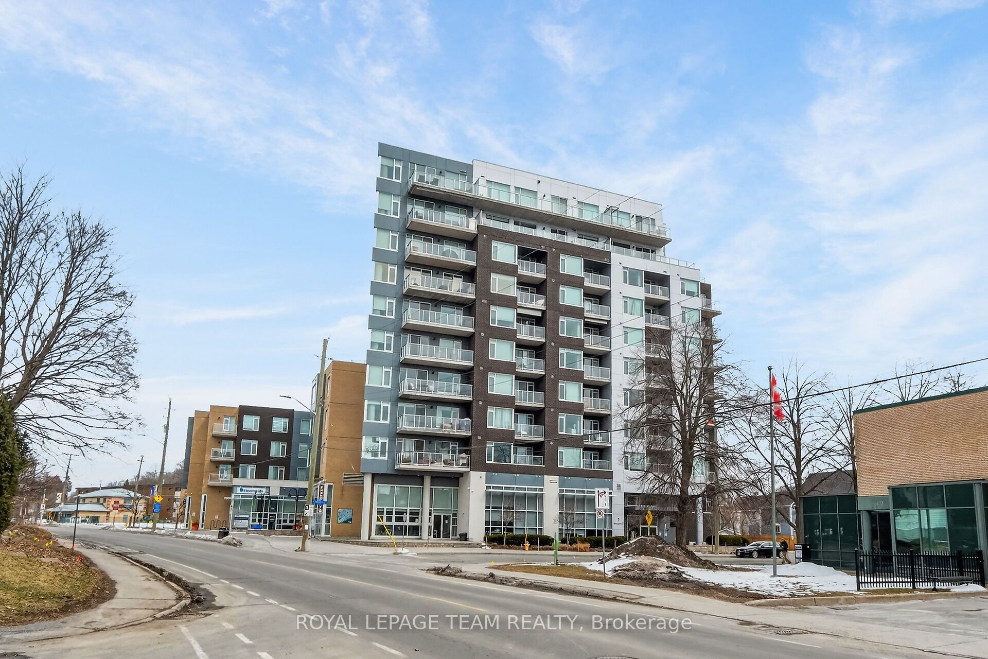 Primary image of 220-7 Marquette Avenue, Ottawa, ON, K1L 8A7