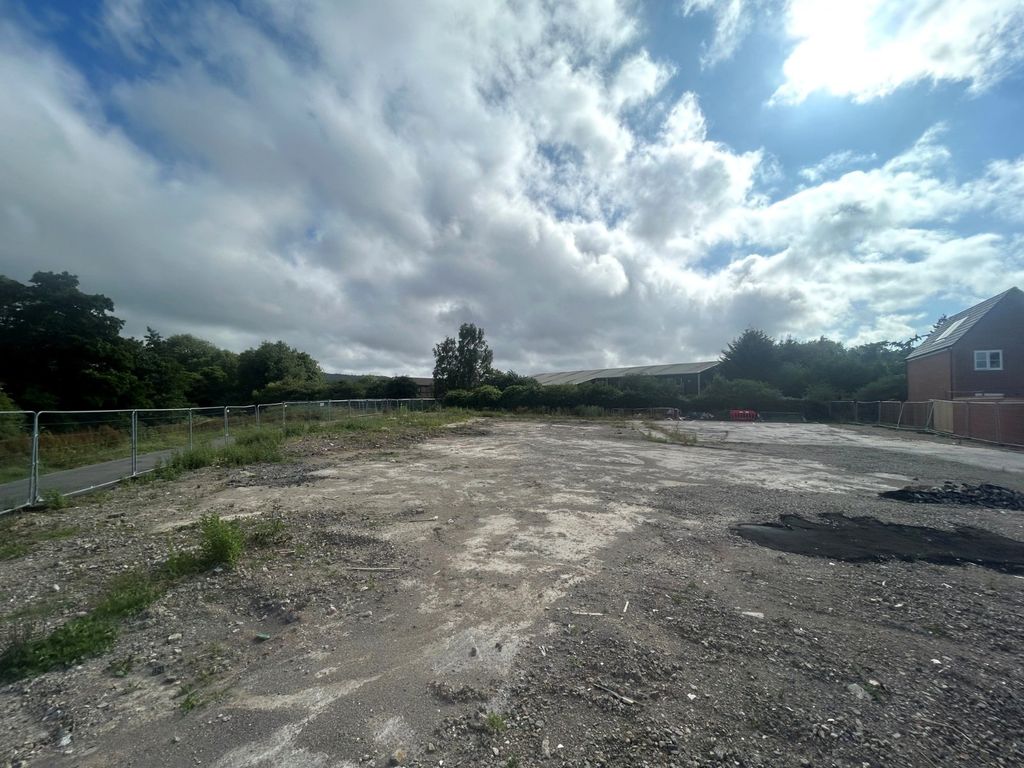 Land for saleCam, Gloucestershire GL11 photo 4
