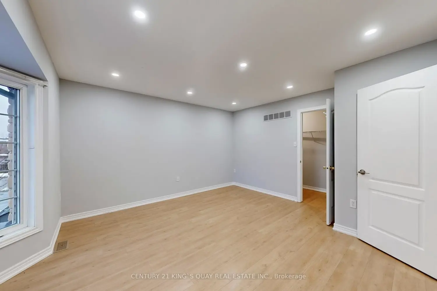 Additional image 5 of 232 Stonehenge Drive 21