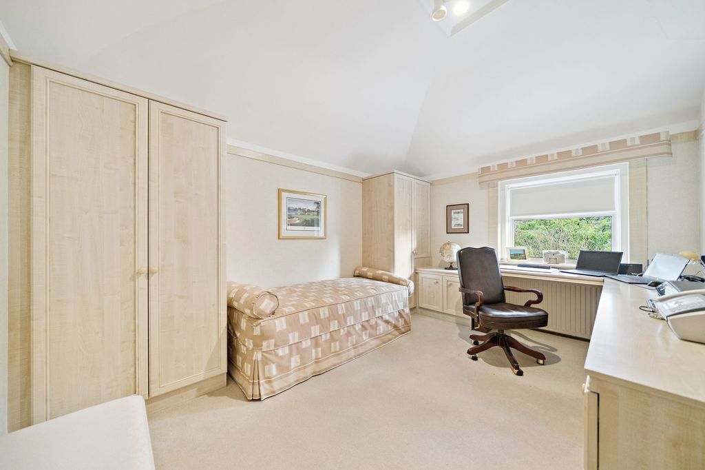 Additional image 34 of 5 bed detached house for saleRoddinghead Road, Whitecraigs G46