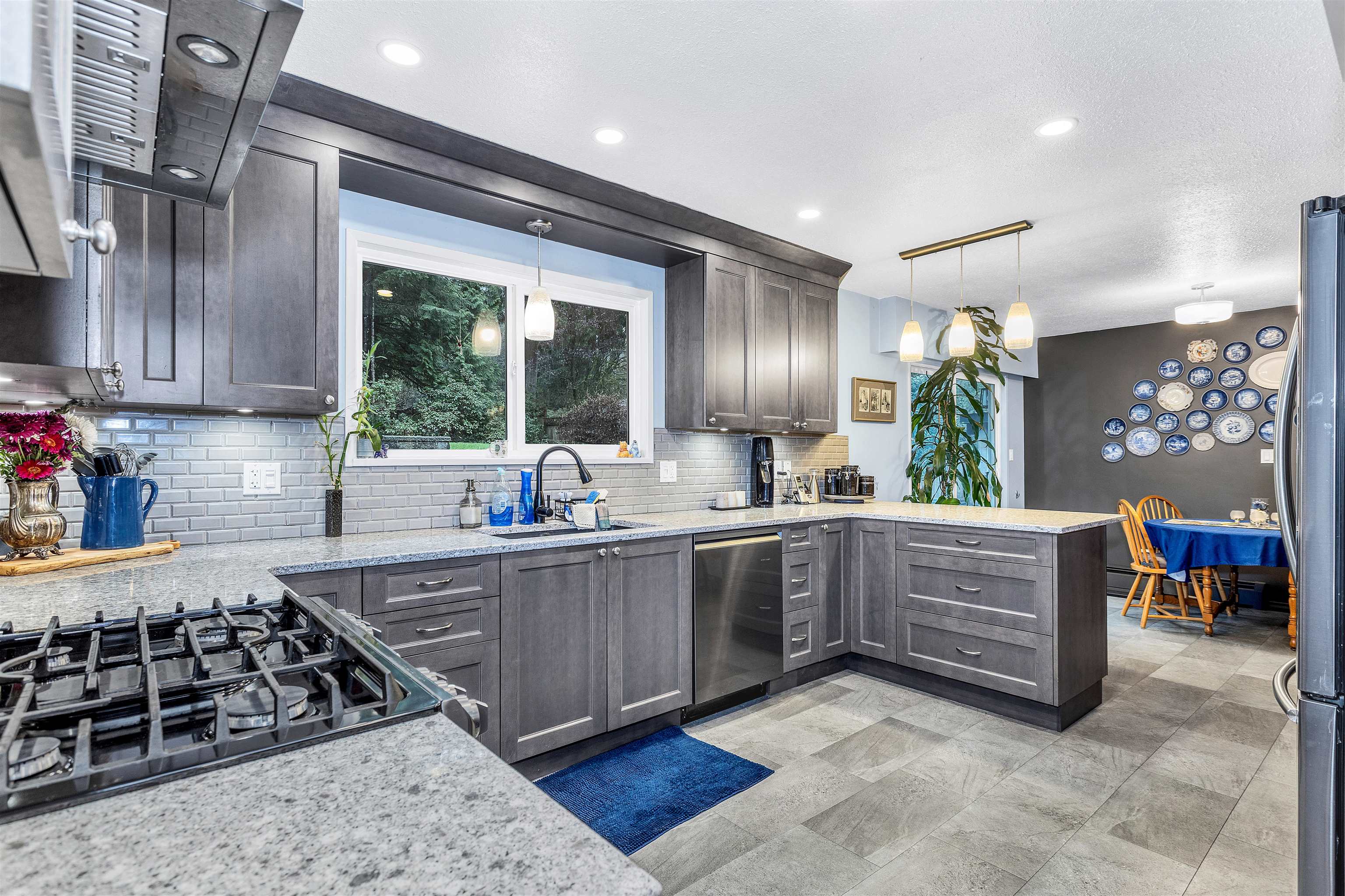 12146 Rothsay Street, Maple Ridge, BC, V2W 1E2