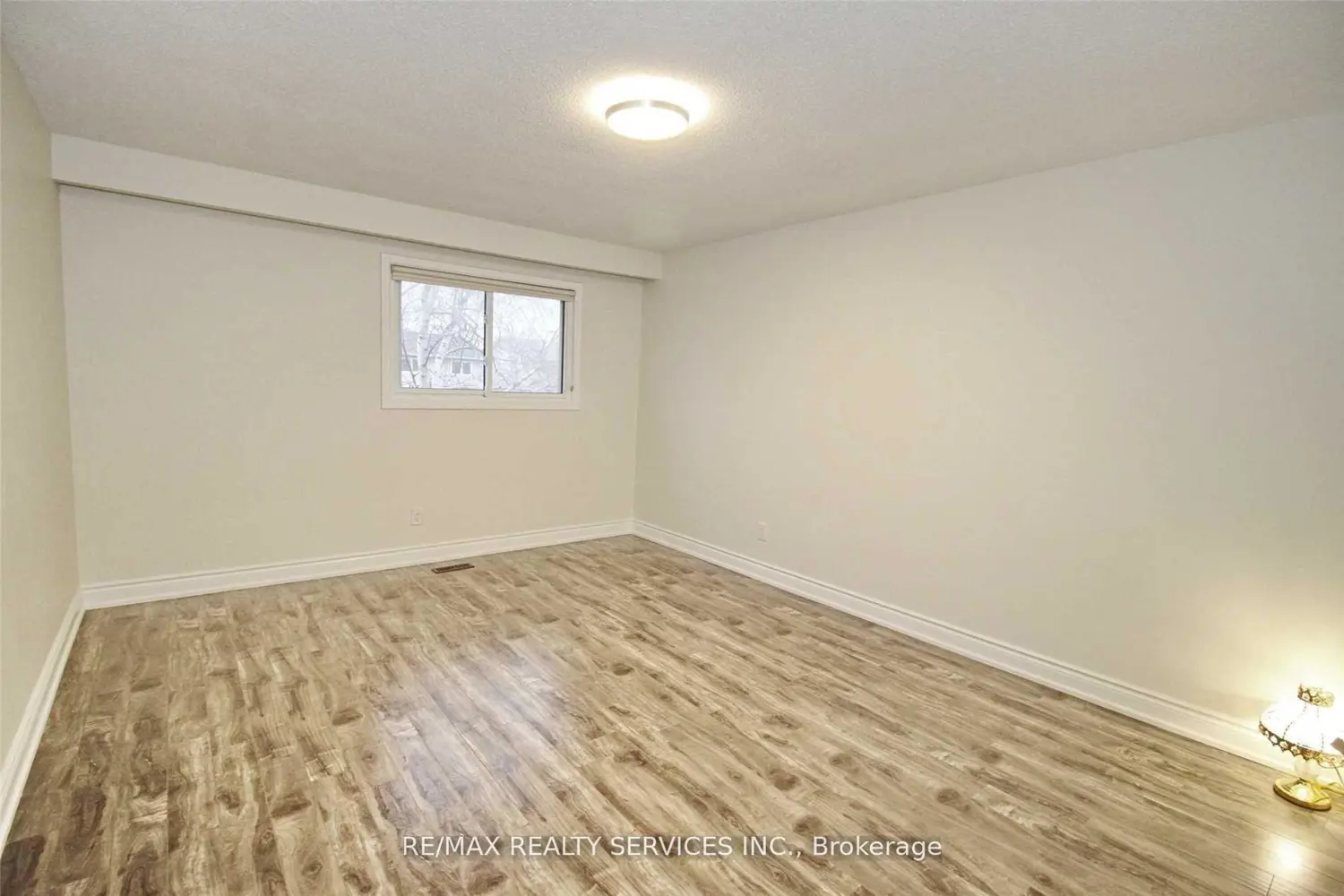 Additional image 10 of 120 Simmons Boulevard