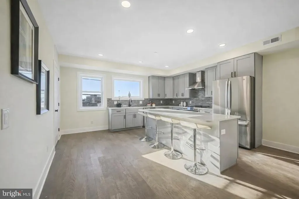 Additional image 8 of 3552 Warder Street NW Unit 2, Washington, DC 20010