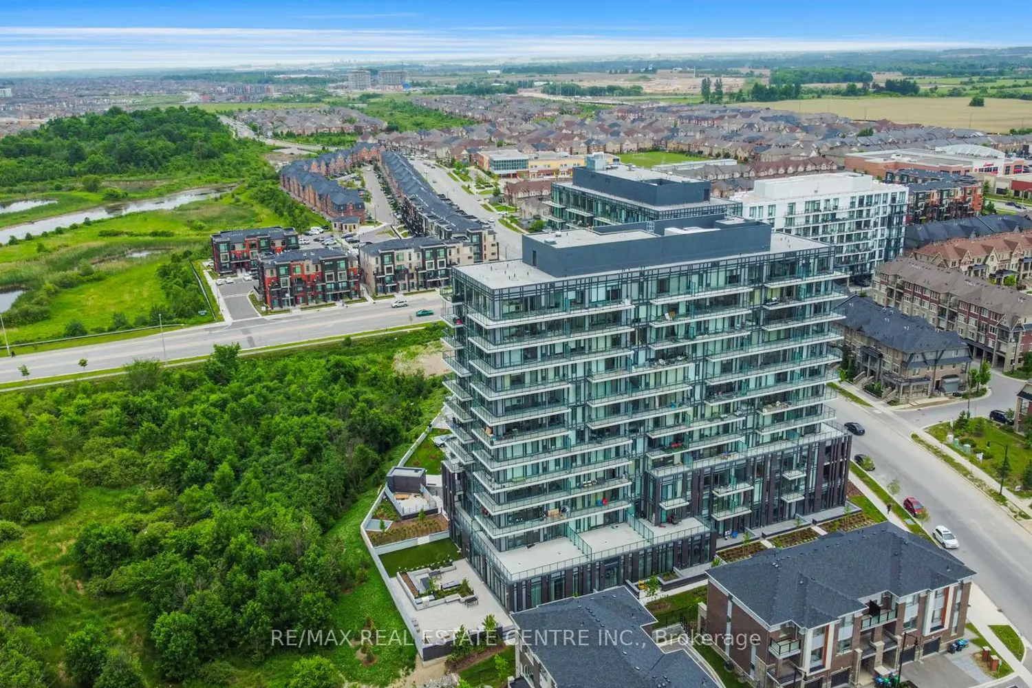 Additional image 3 of 215 Veterans Drive 202