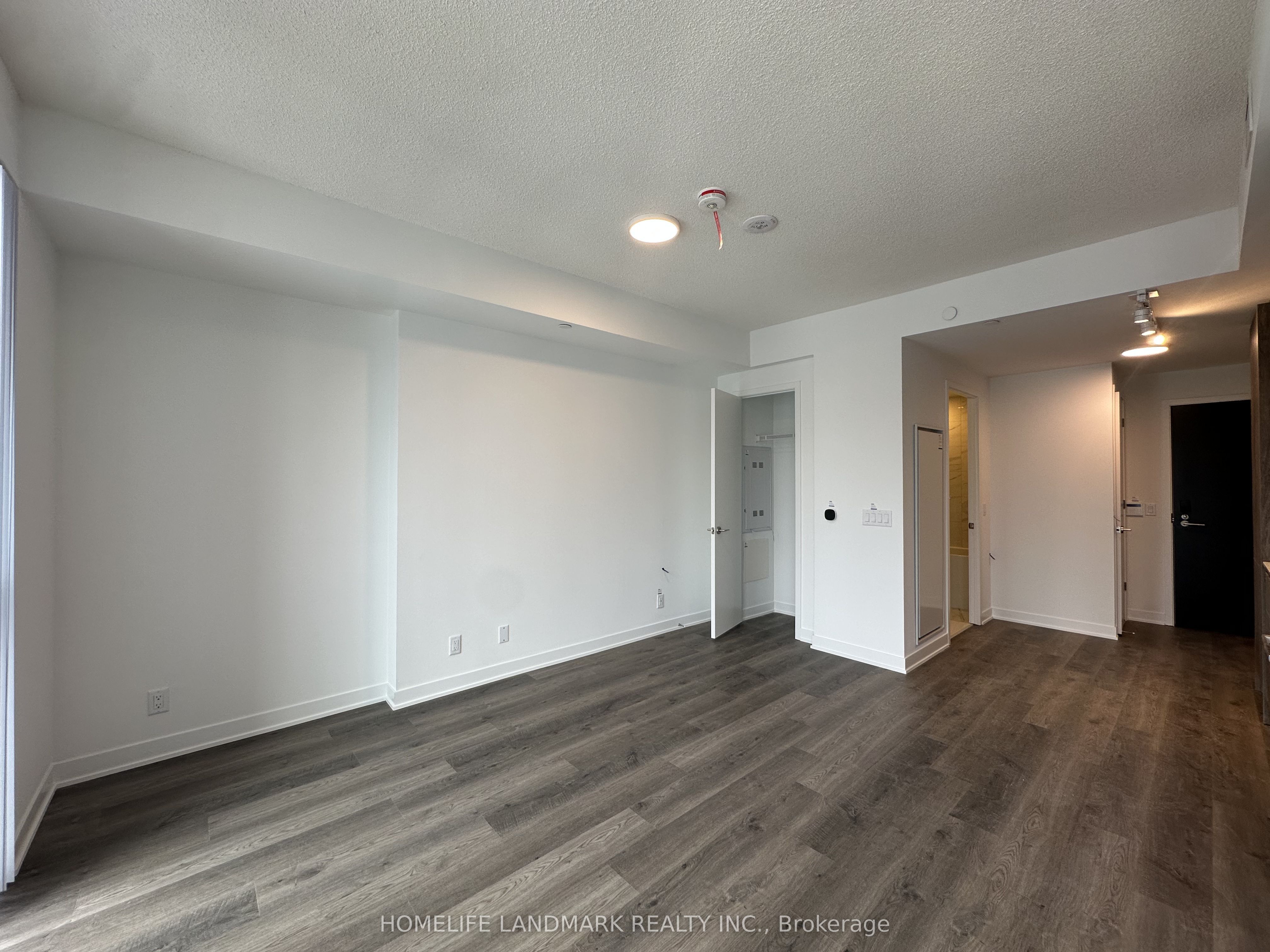 Additional image 3 of 4111-180 Front Street E, Toronto, ON, M5A 0A9