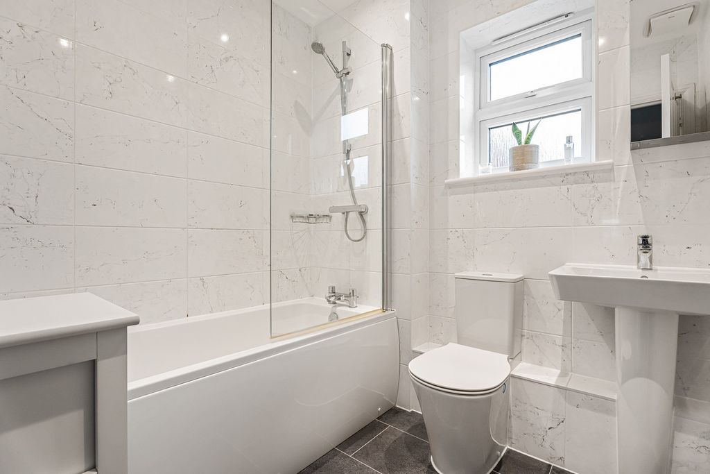 Additional image 14 of 4 bed detached house for saleSedge Smith Way, Wantage OX12