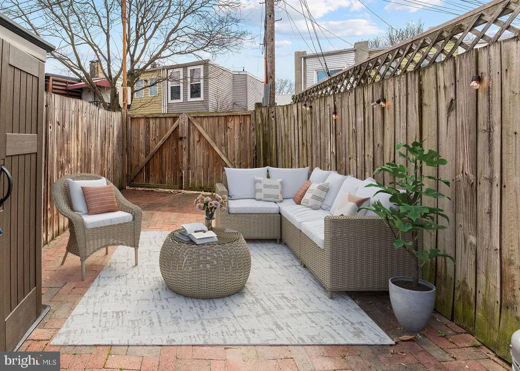 Additional image 16 of 1519 North Carolina Avenue NE, Washington, DC 20002