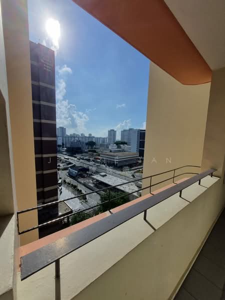 Additional image 10 of 39 Marine Parade Road