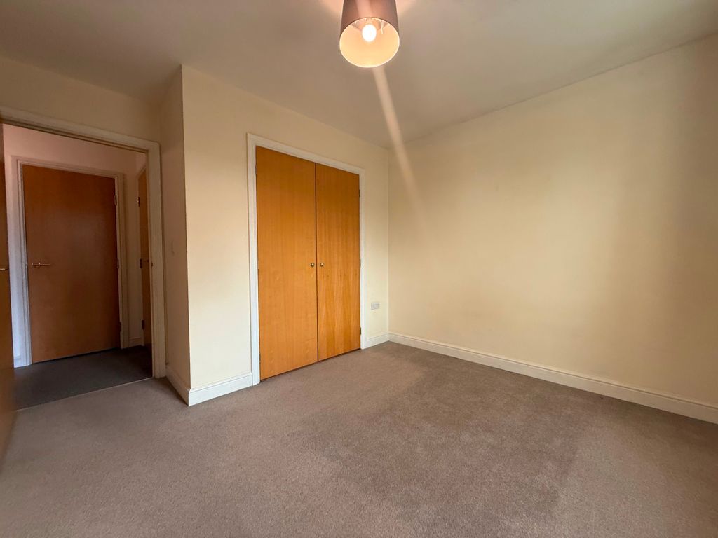 2 bed flat for saleRiverside Drive, Lincoln LN5 photo 4