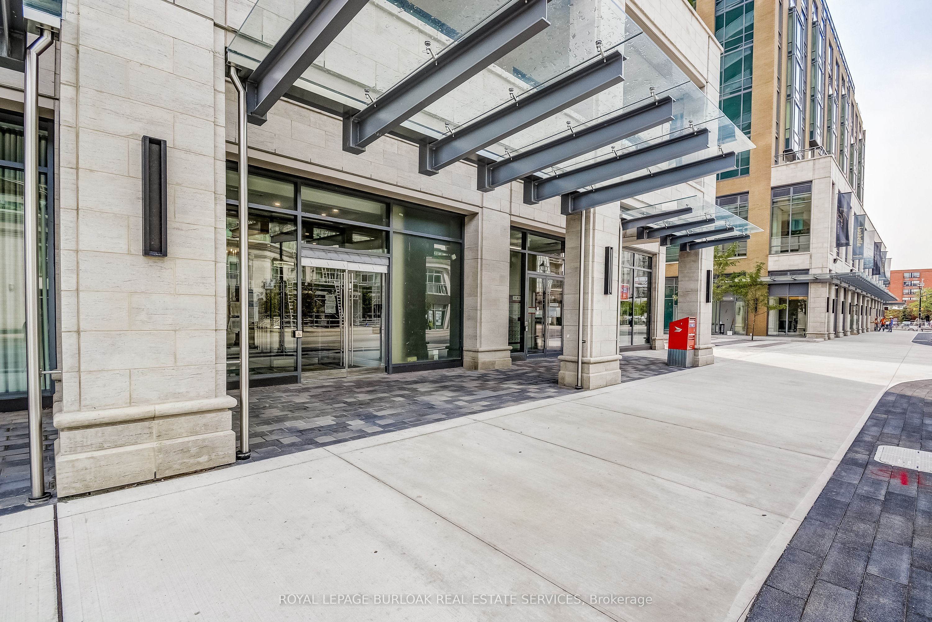 Additional image 4 of 305-2060 Lakeshore Road, Burlington, ON, L7R 0G2