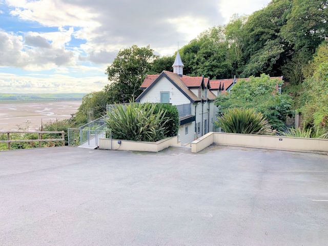 2 bed flat for saleThe Old Stables, Panteidal, Aberdovey LL35 photo 2