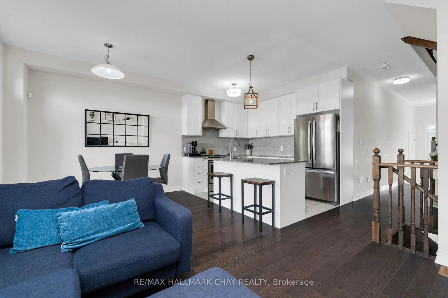 46 Clifford Crescent photo 5