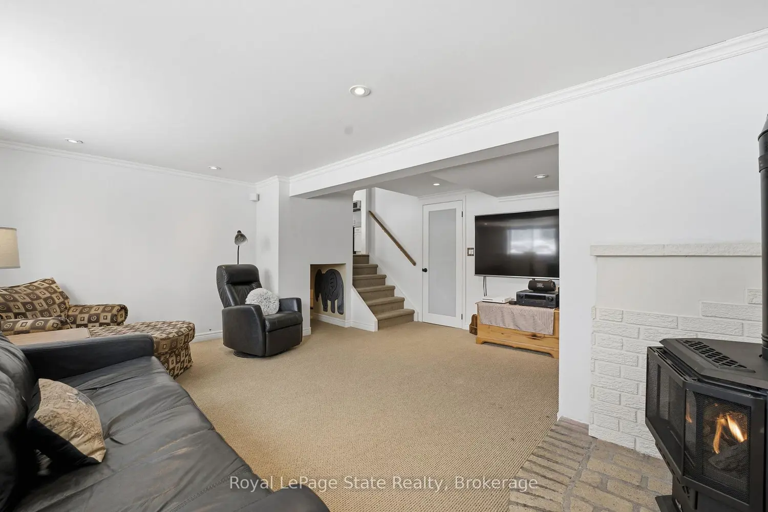 Additional image 16 of 34 Carey Street