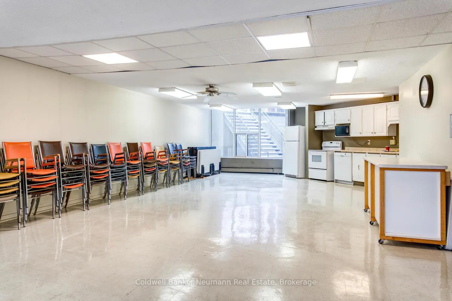 Additional image 19 of 23 Woodlawn Road 205