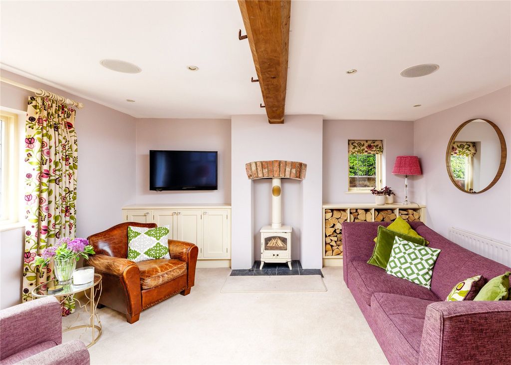 Additional image 6 of 5 bed detached house for saleQueen Street, Weedon, Northampton NN7