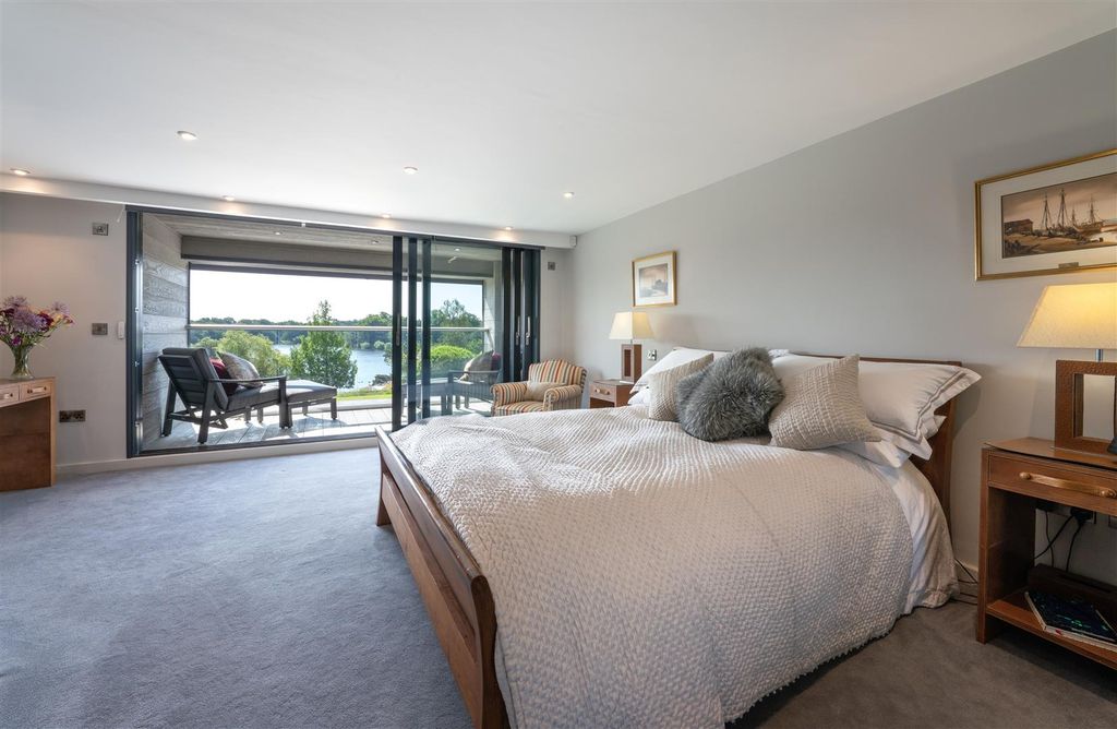 Additional image 18 of 5 bed detached house for saleThe Avenue, Petersfield GU31