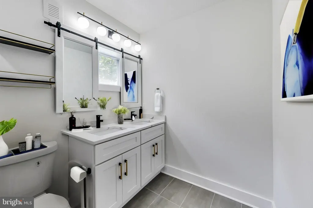 Additional image 10 of 1626 K St NE Unit A, Washington, DC 20002