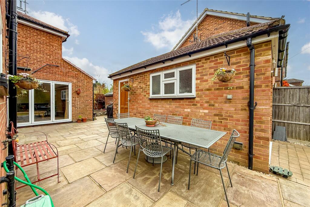 Additional image 12 of Woodland Drive, St. Albans, Hertfordshire, AL4