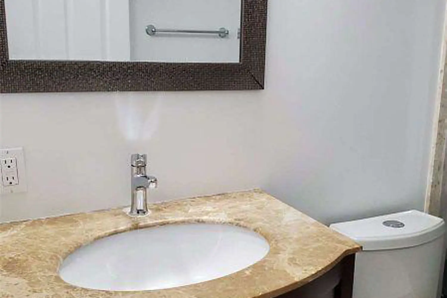 Additional image 9 of 120 Promenade Circle 1001