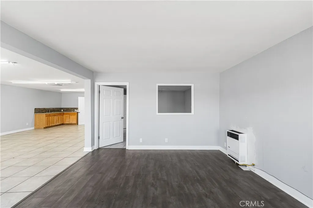 Additional image 8 of 44441 Sierra Highway, Lancaster, CA 93534