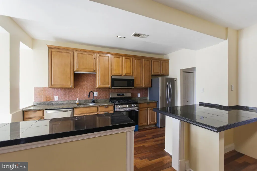 Additional image 6 of 5518 13th Street NW Unit A, Washington, DC 20011
