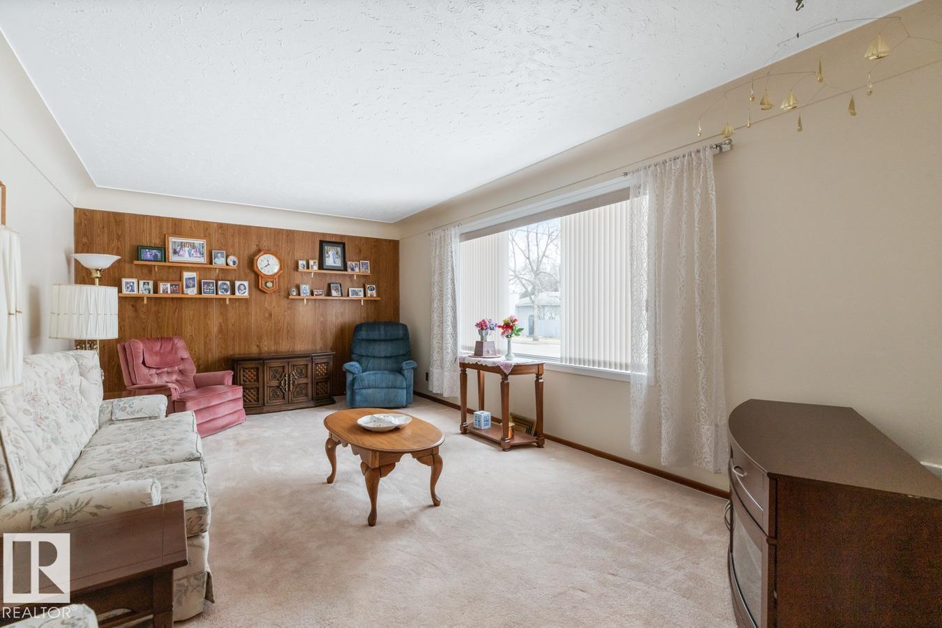 Additional image 4 of 9280 77 Street NW, Edmonton, AB, T6C2M1