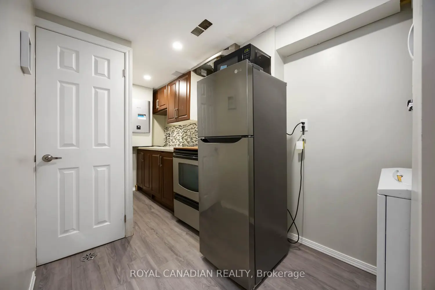 Additional image 7 of 1057 King Street