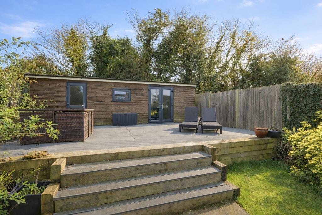 Additional image 4 of Tudor Road, Wheathampstead, St. Albans, Hertfordshire, AL4