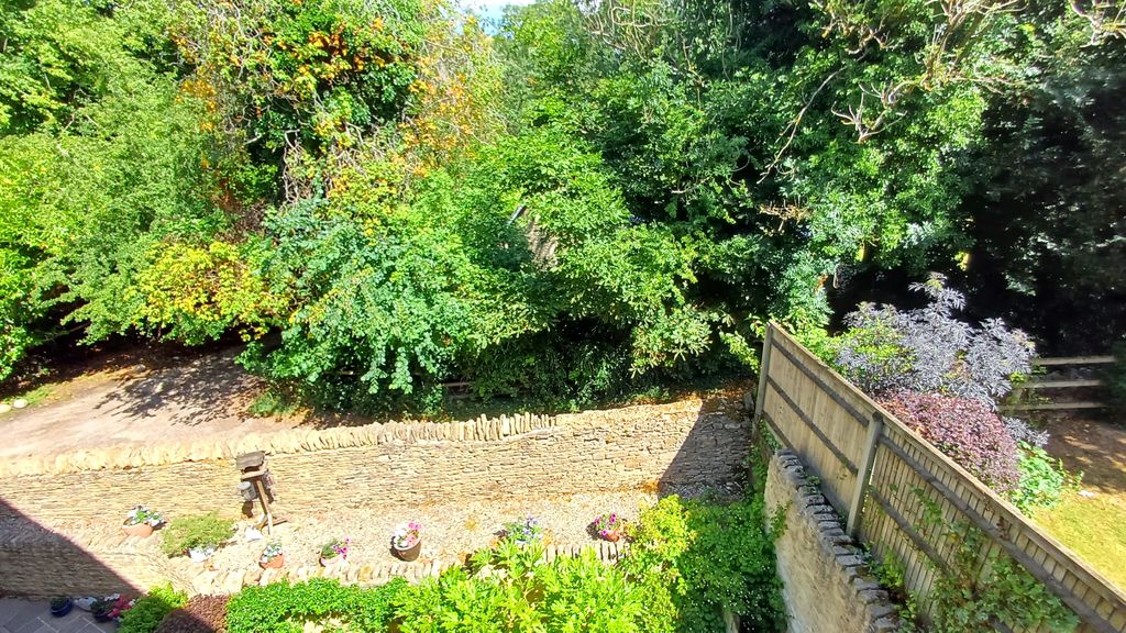 Additional image 17 of 3 bed flat for salePenhurst Gardens, Chipping Norton OX7