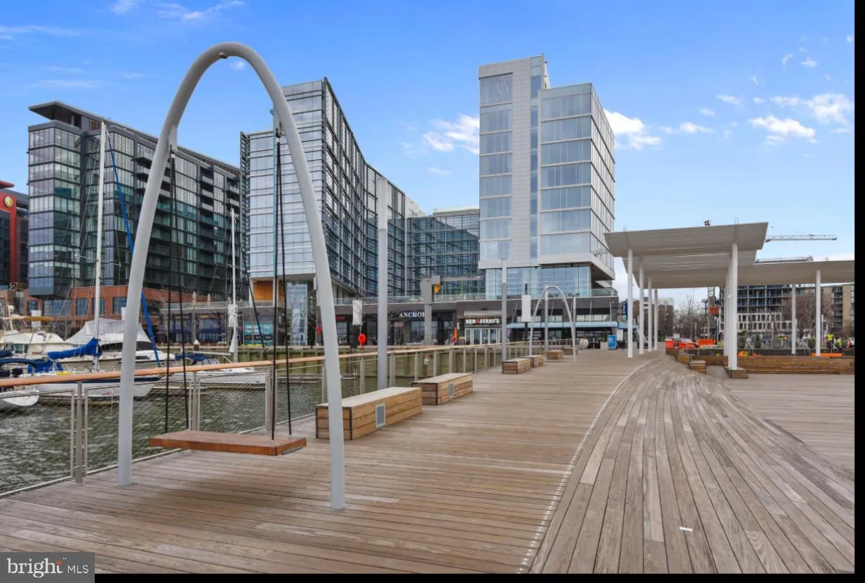 Additional image 120 of 520 N Street SW Unit S317, Washington, DC 20024