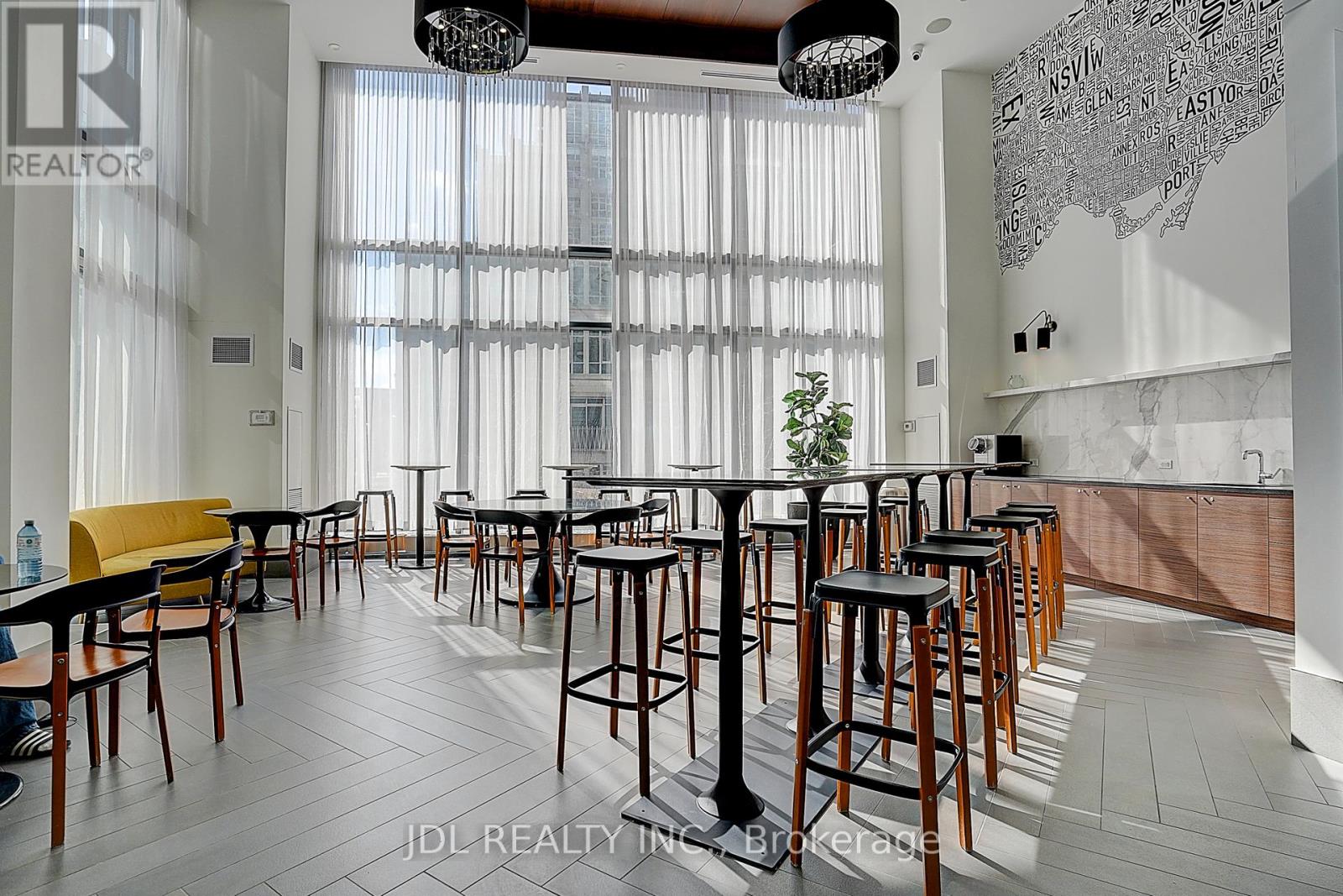 Additional image 4 of 10-38 Iannuzzi Street, Toronto, ON, M5V0S2