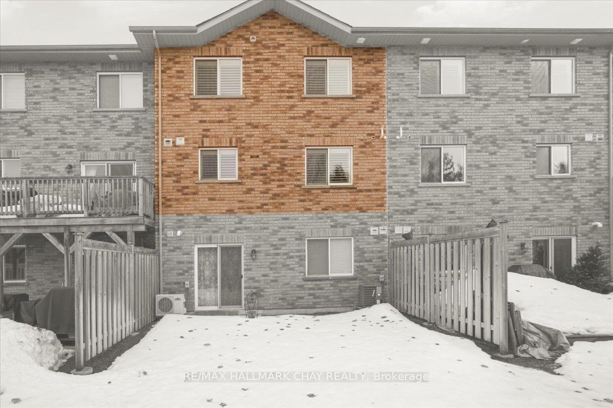 Additional image 2 of 12-53 Ferndale Drive S, Barrie, ON, L4N 9V5