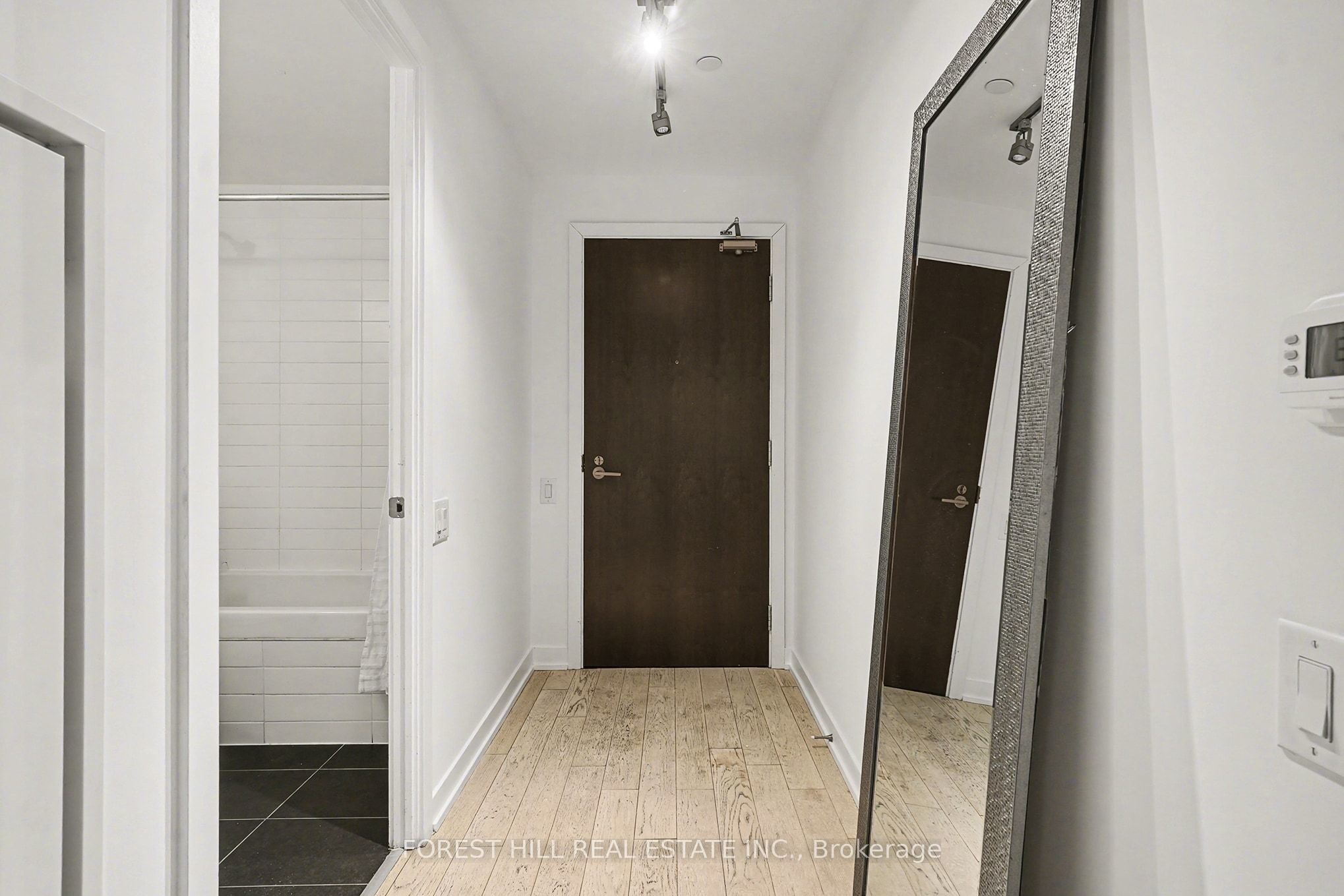 Additional image 2 of 301-11 Charlotte Street, Toronto, ON, M5V 0M6