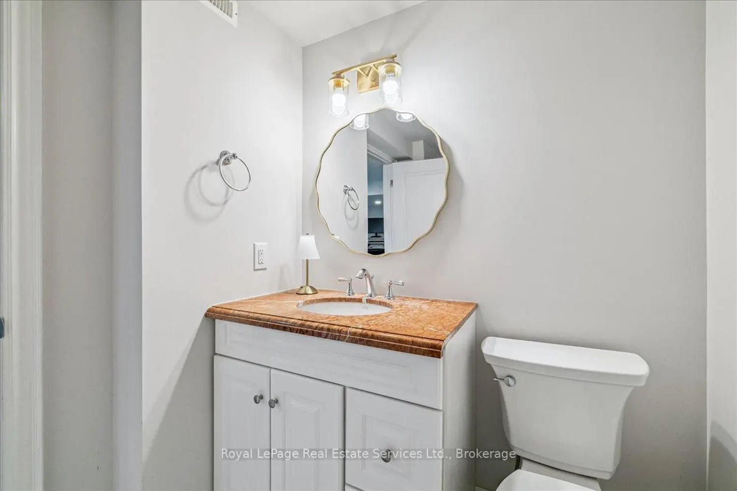 Additional image 17 of 384 Strathcona Drive