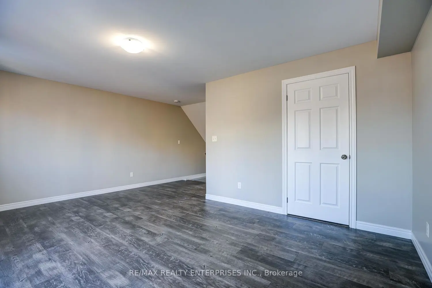 Additional image 9 of 85 Mullin Drive 2B