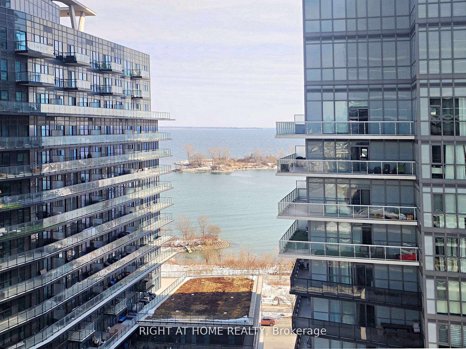 1402-56 Annie Craig Drive, Toronto, ON, M8V 0C8