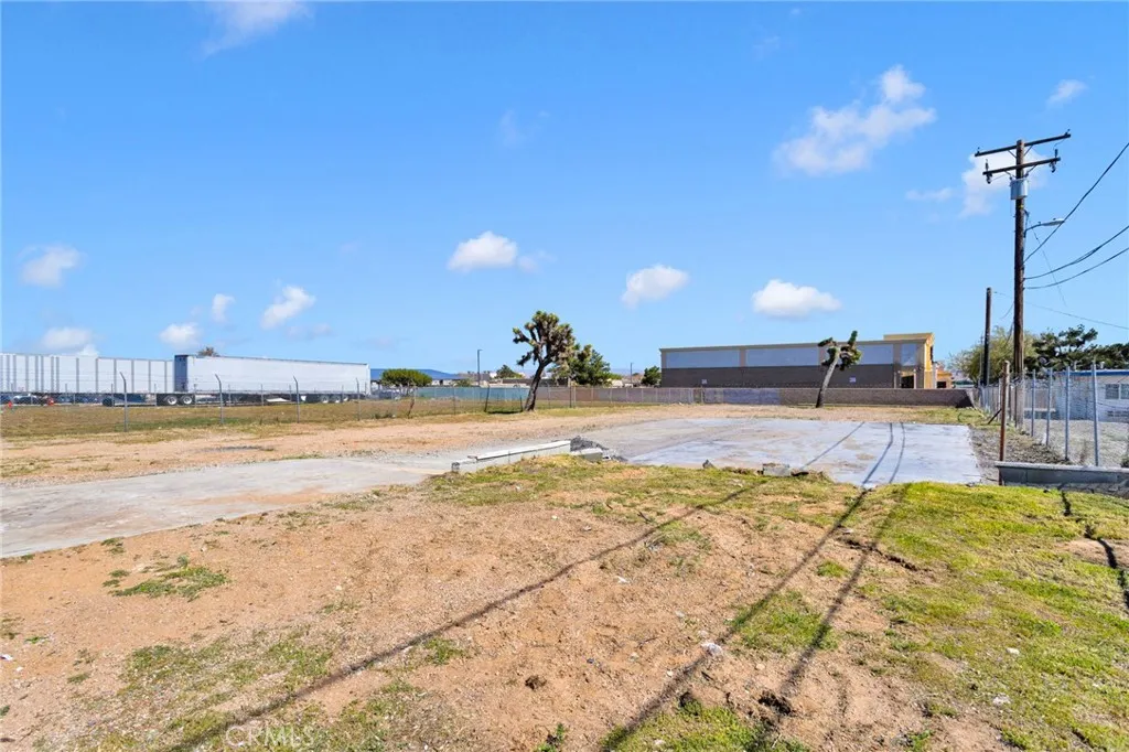 Additional image 54 of 9777 Tamarisk Avenue, Hesperia, CA 92345