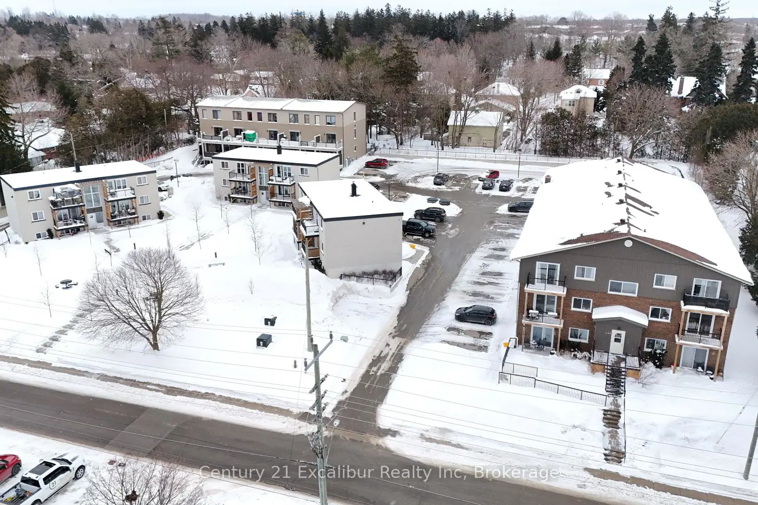 Additional image 9 of 320 Queen Street 4