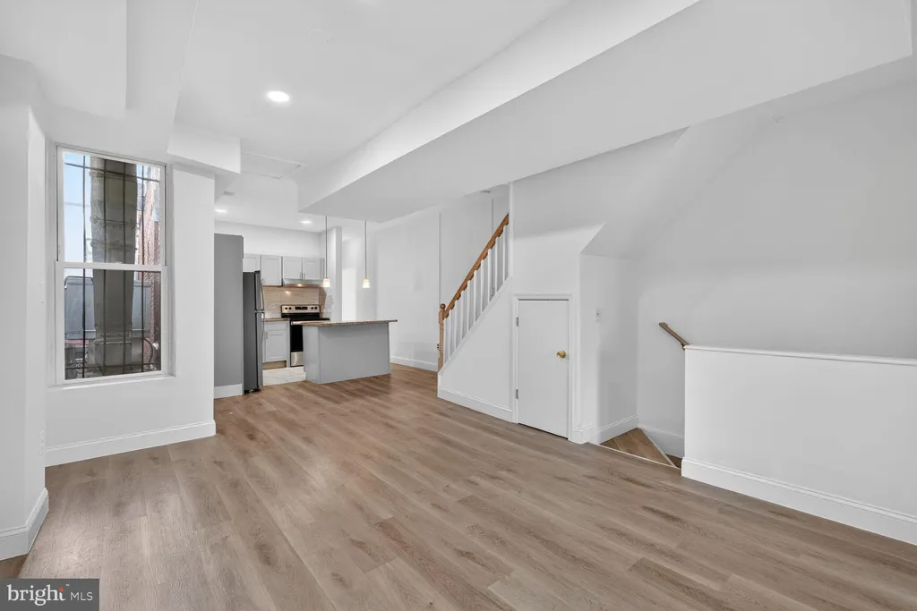 Additional image 3 of 2409 18th Street NW Unit 2, Washington, DC 20009