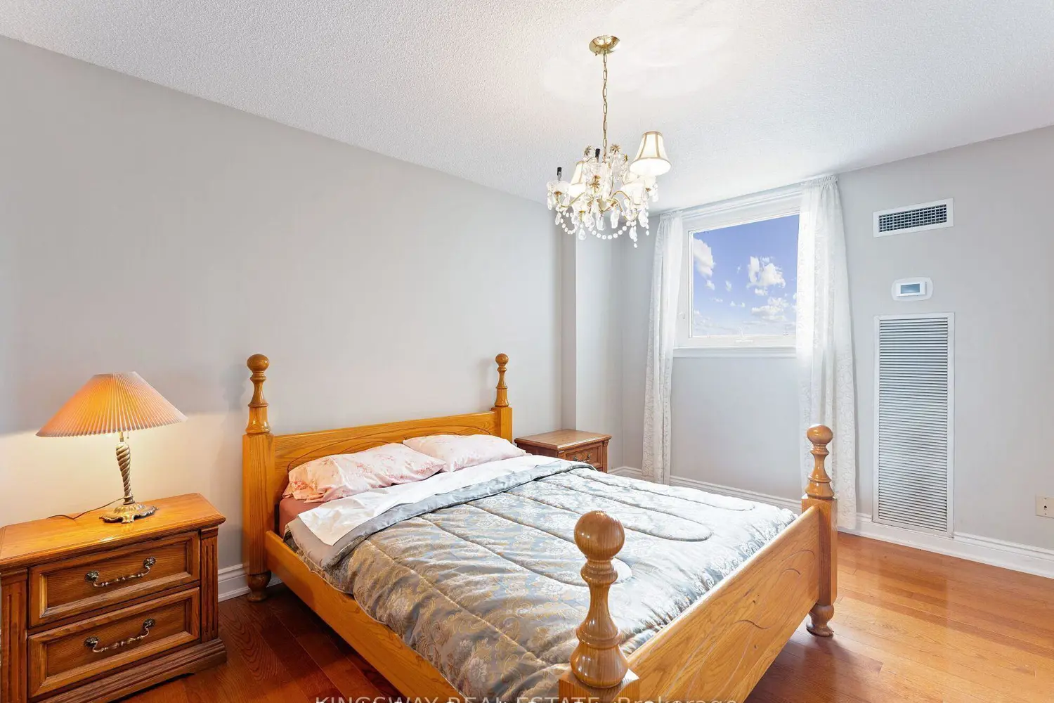 Additional image 16 of 240 Scarlett Road 1504
