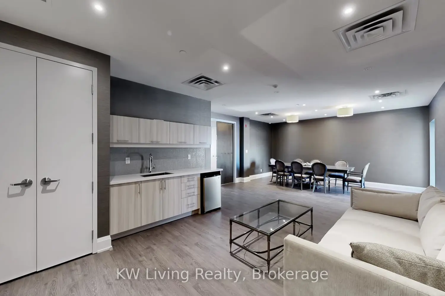 Additional image 14 of 15277 Yonge Street 316